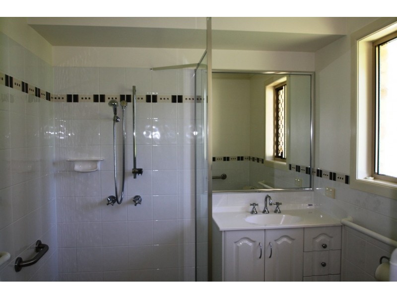 5 Peregrine Court, Warwick QLD 4370