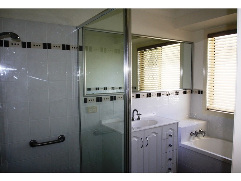 5 Peregrine Court, Warwick QLD 4370