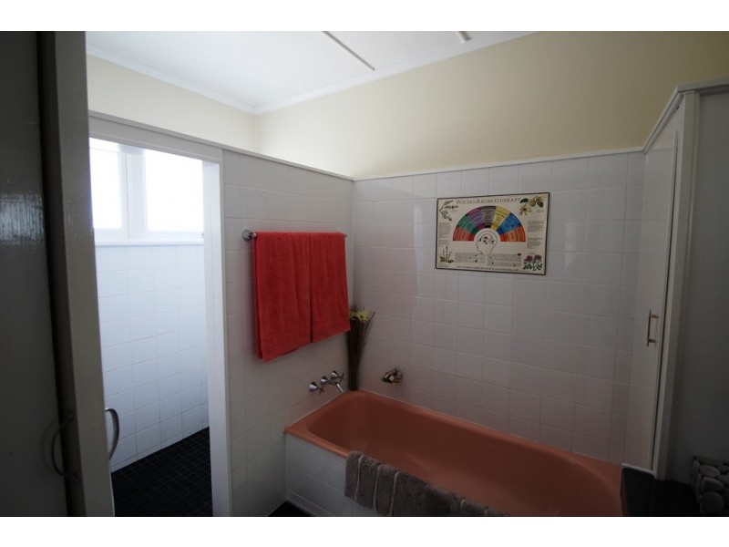 8 Ailanthus St, Killarney QLD 4373