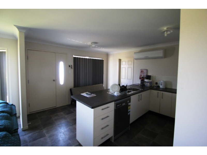 Unit 2/8 Brook Street, Warwick QLD 4370