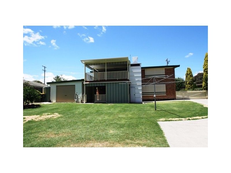 11 Easey Street, Rosenthal Heights QLD 4370