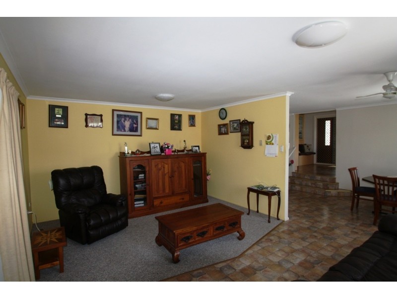 11 Easey Street, Rosenthal Heights QLD 4370