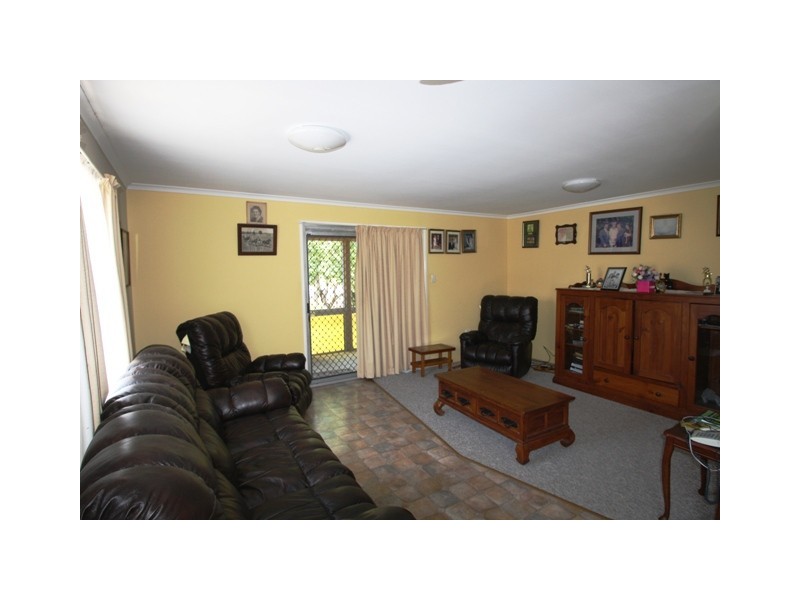 11 Easey Street, Rosenthal Heights QLD 4370