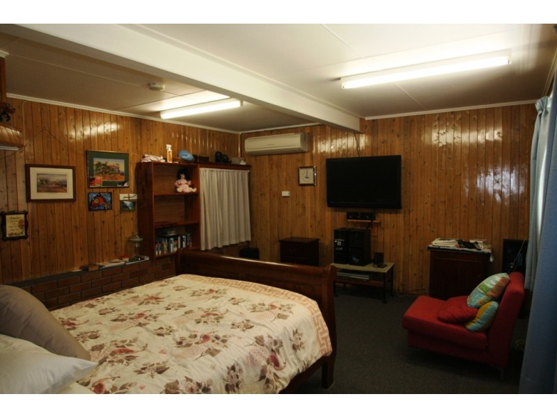 11 Easey Street, Rosenthal Heights QLD 4370