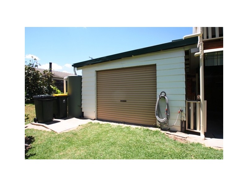 11 Easey Street, Rosenthal Heights QLD 4370