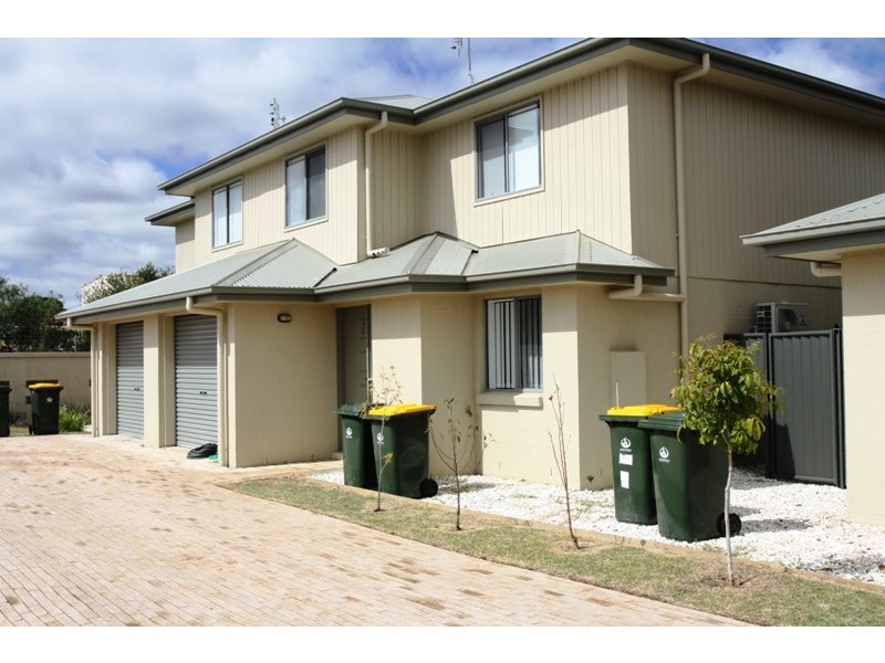 4/9 Natalia Court, Warwick QLD 4370