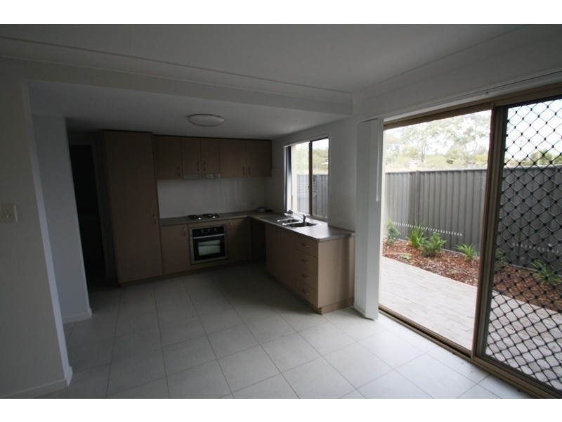 4/9 Natalia Court, Warwick QLD 4370