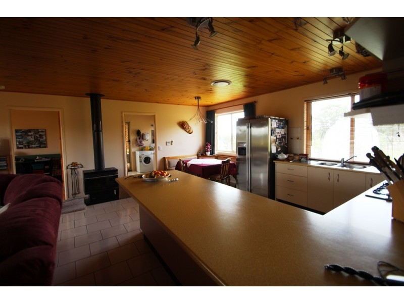 83 Lochiel Rd, Dalveen QLD 4374