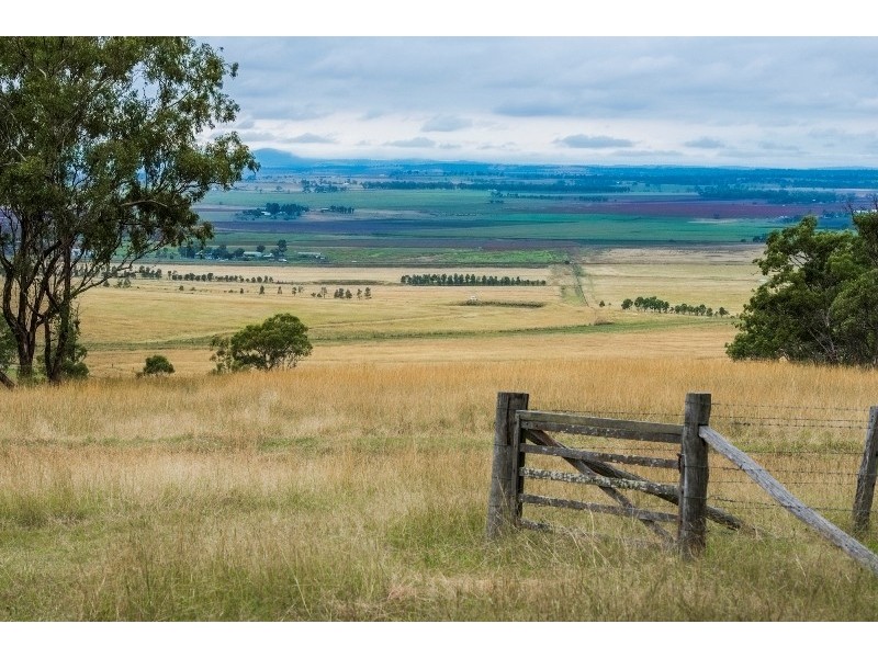 140 Wrights Rd, Sladevale QLD 4370