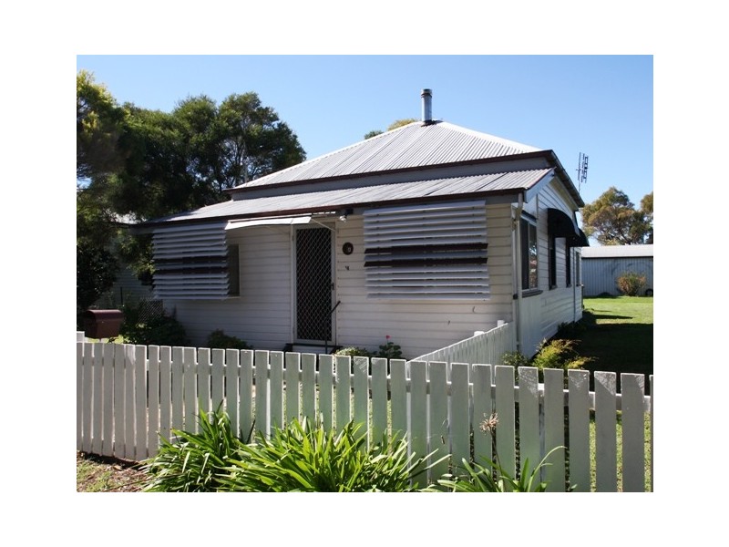 1A Raff Street, Allora QLD 4362