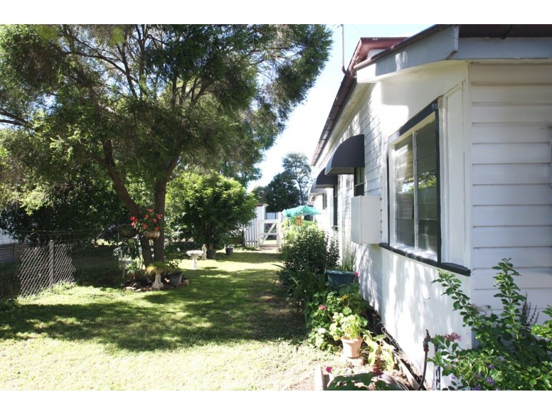 1A Raff Street, Allora QLD 4362