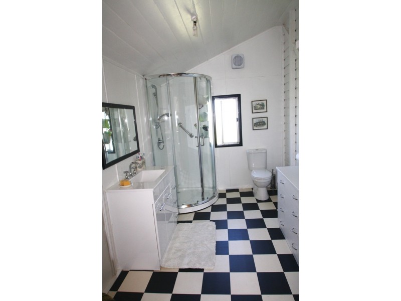 1A Raff Street, Allora QLD 4362