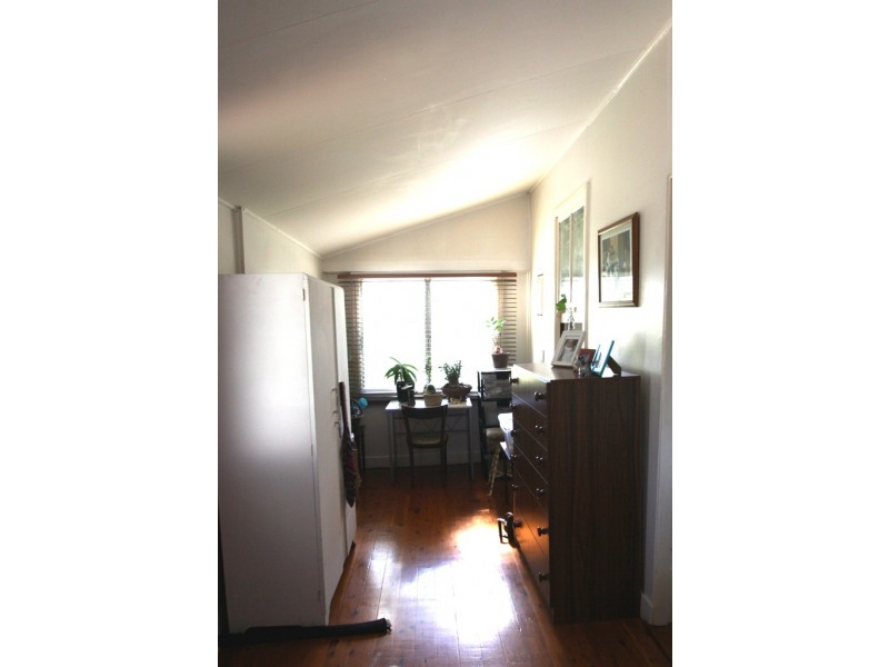 1A Raff Street, Allora QLD 4362