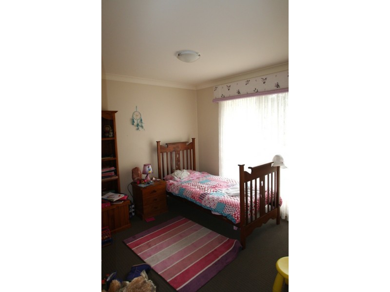 13 Peregrine Court, Warwick QLD 4370
