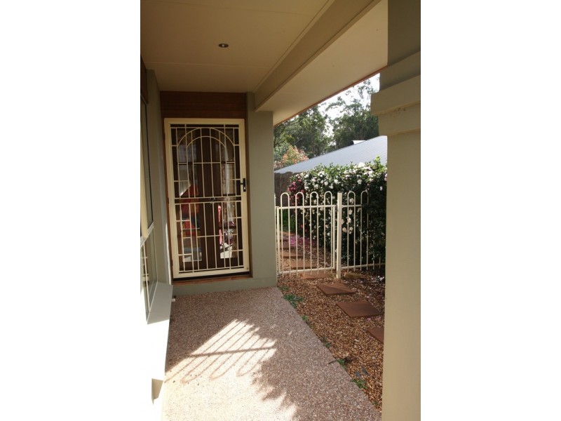 13 Peregrine Court, Warwick QLD 4370