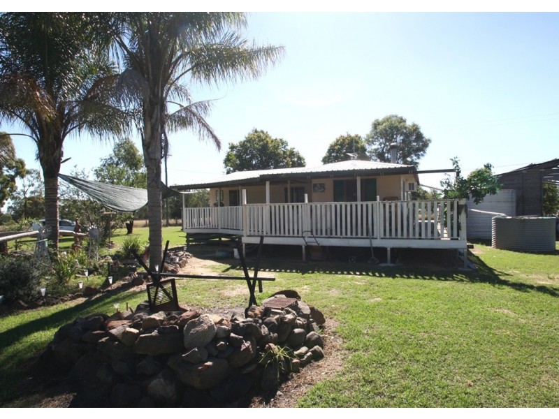 356 Hendon-Deuchar Rd, Deuchar QLD 4362
