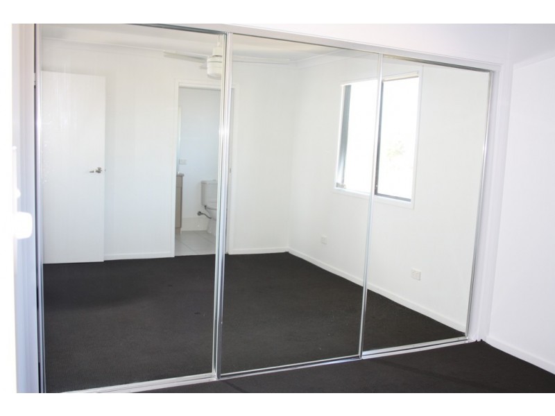 1/9 Natalia Court, Warwick QLD 4370