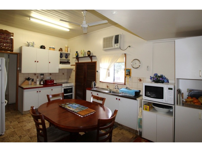 3 Palm St, Killarney QLD 4373