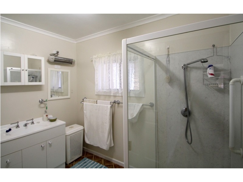 3 Palm St, Killarney QLD 4373