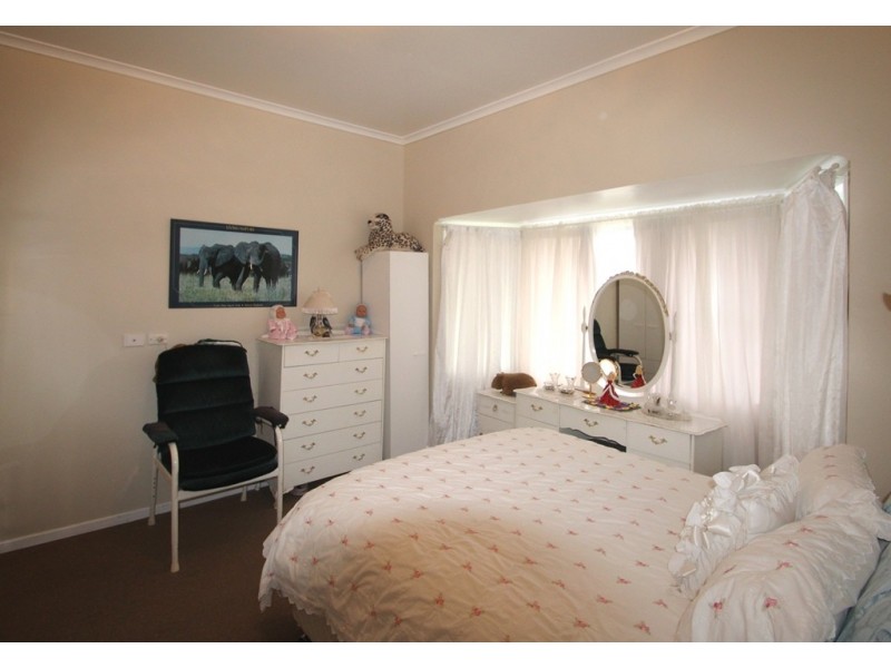 3 Palm St, Killarney QLD 4373