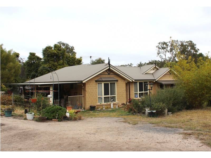 240 Ranger Road, Rosenthal Heights QLD 4370