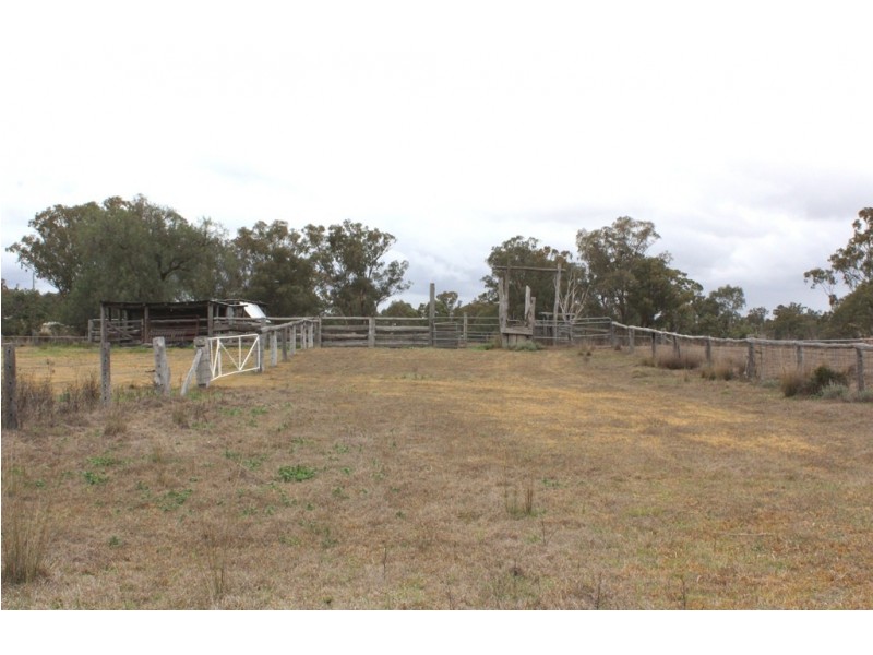 860 Thanes Creek Road, Thanes Creek QLD 4370