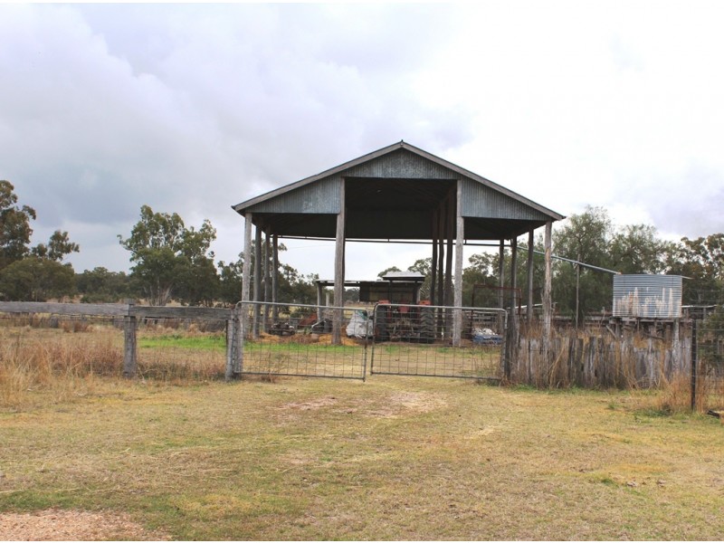860 Thanes Creek Road, Thanes Creek QLD 4370