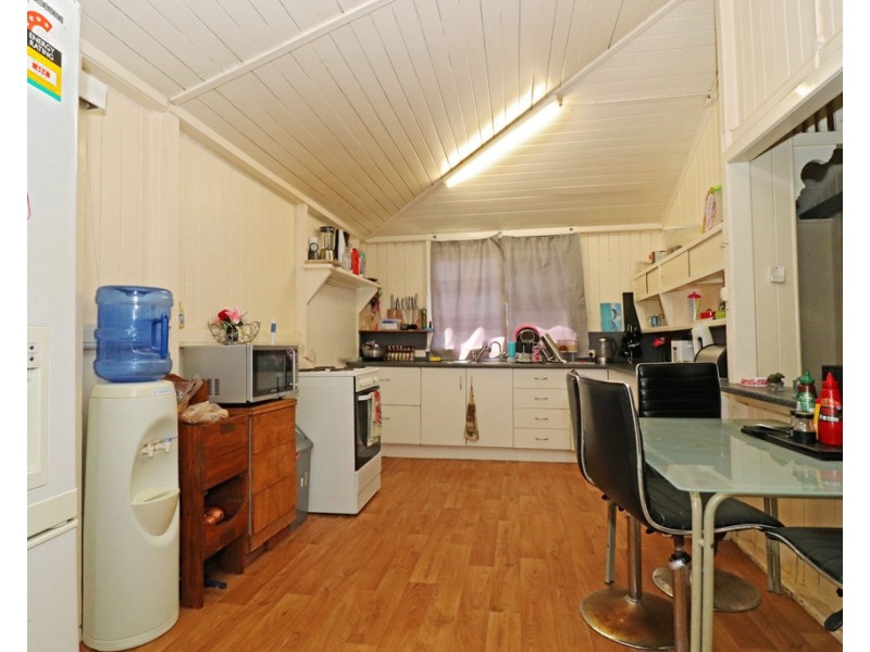 13a Acacia Avenue, Warwick QLD 4370