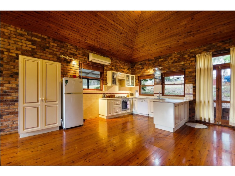 24 Conrad Street, Warwick QLD 4370