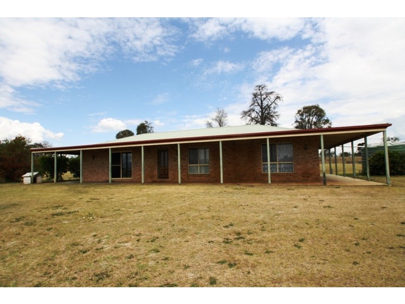 98 Orchard Road, Loch Lomond QLD 4370