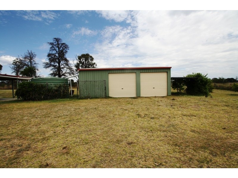 98 Orchard Road, Loch Lomond QLD 4370