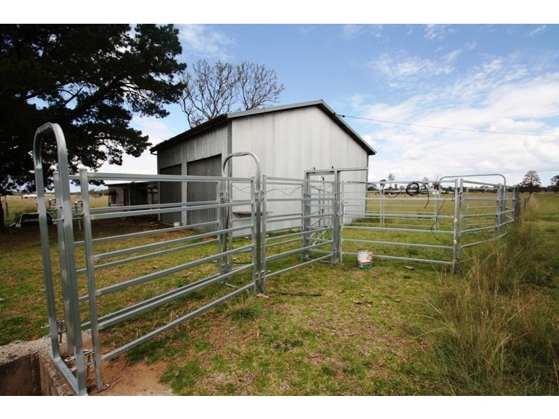 98 Orchard Road, Loch Lomond QLD 4370