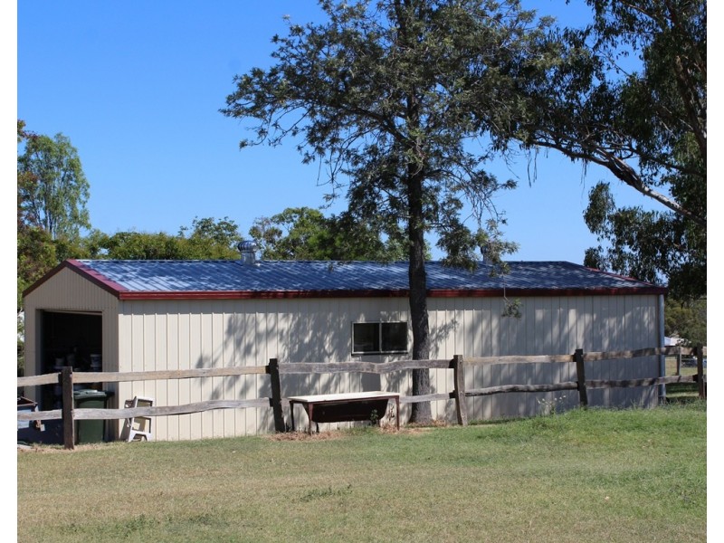 26 Campbell Road, Rosenthal Heights QLD 4370