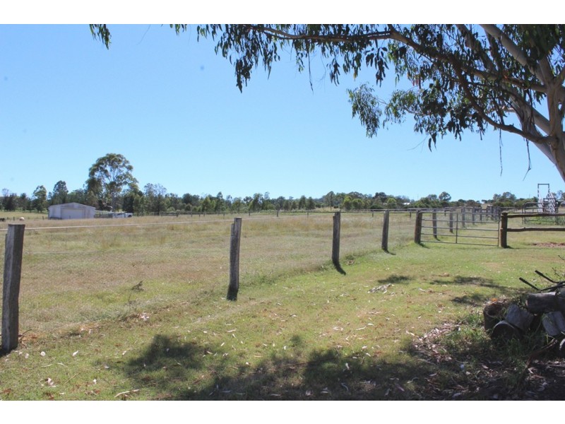 26 Campbell Road, Rosenthal Heights QLD 4370