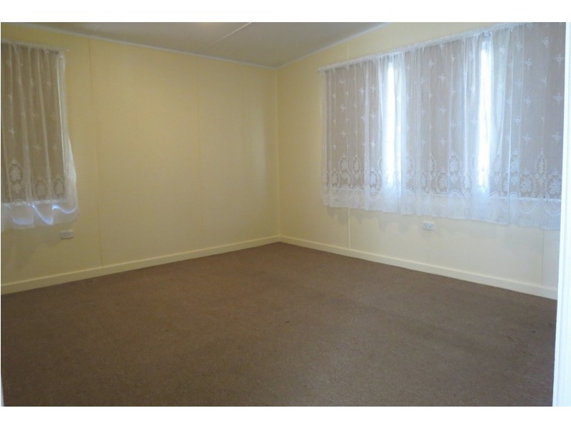 121 Cleary St, Warwick QLD 4370