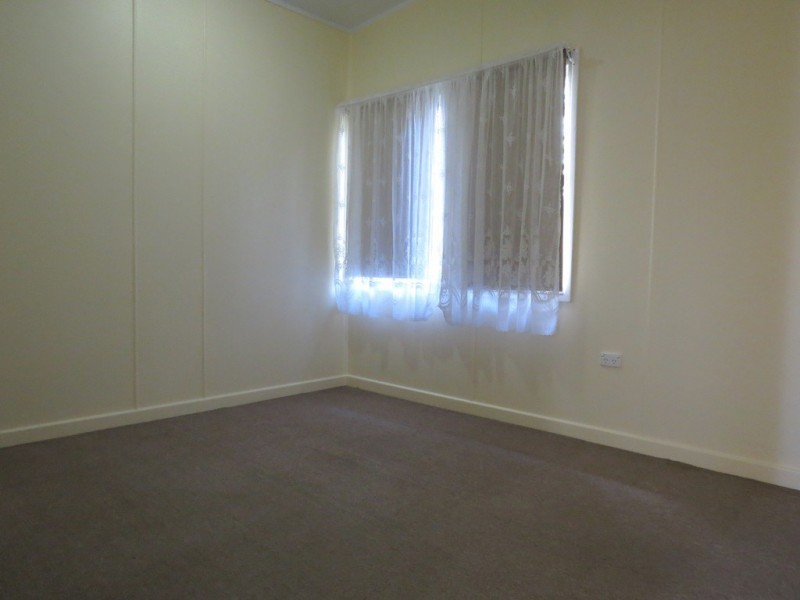 121 Cleary St, Warwick QLD 4370
