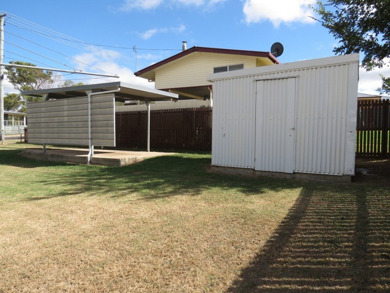 121 Cleary St, Warwick QLD 4370
