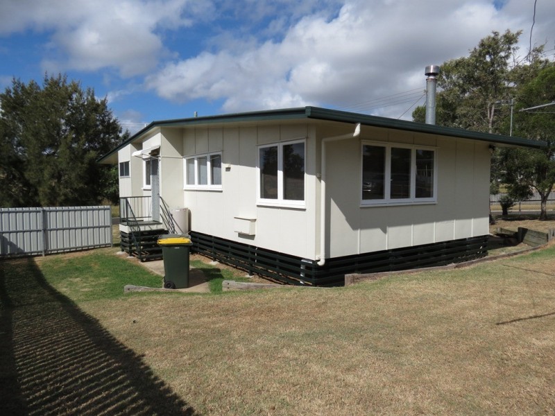 121 Cleary St, Warwick QLD 4370