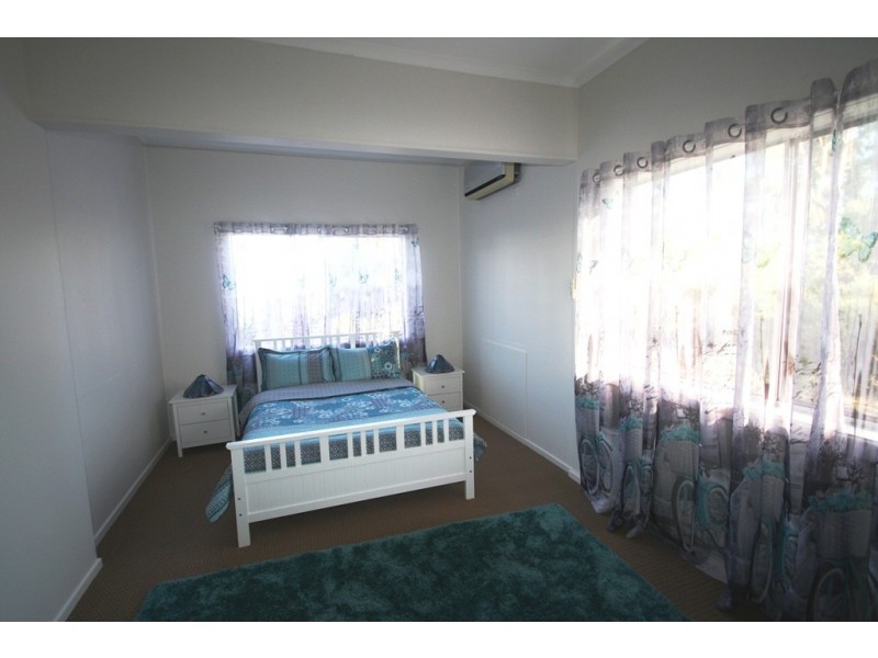 82 Massie Bony Mountain Road, Massie QLD 4370