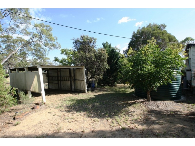 82 Massie Bony Mountain Road, Massie QLD 4370