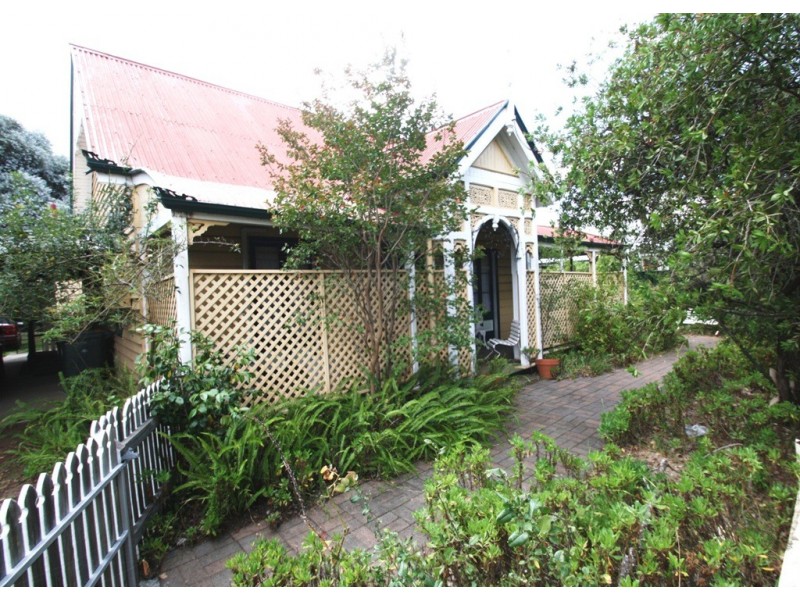 13 Guy Street, Warwick QLD 4370