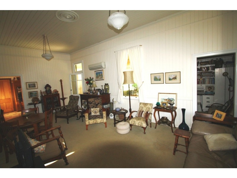 13 Guy Street, Warwick QLD 4370