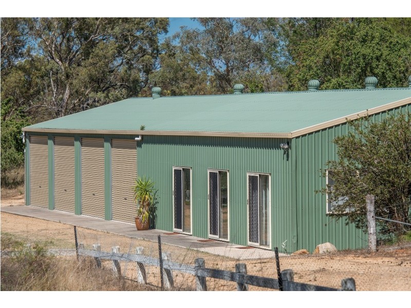 108 Coochie Rd, Dalveen QLD 4374