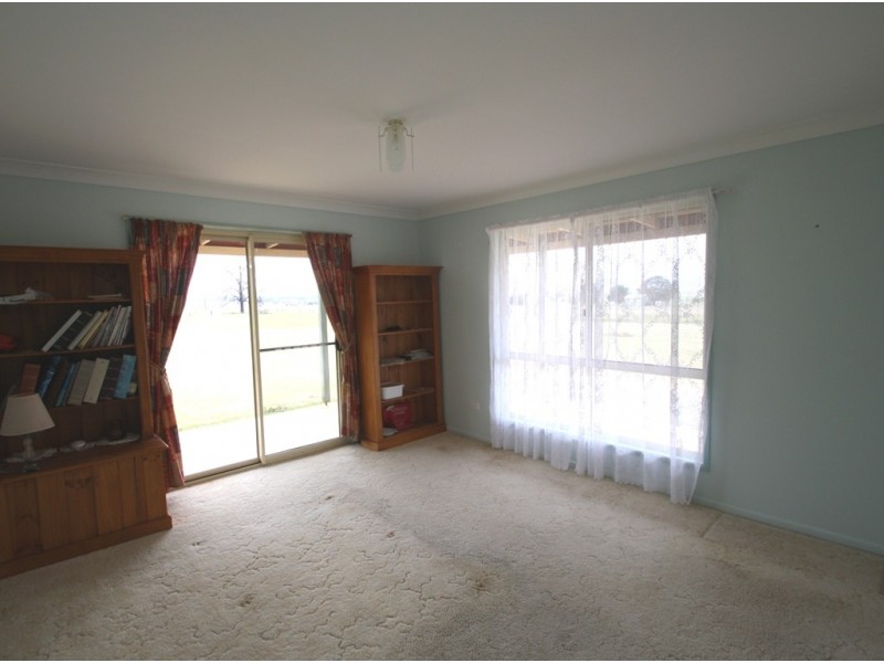 98 Orchard Road, Loch Lomond QLD 4370