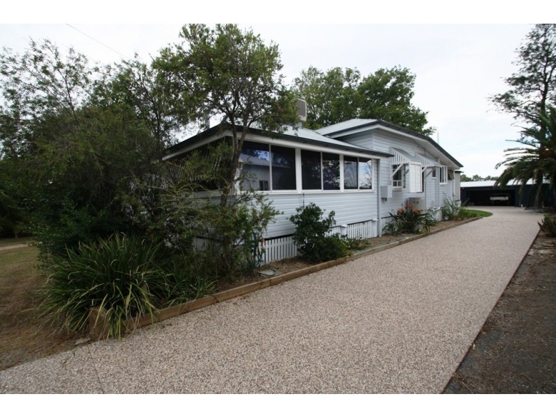 12B Locke Street, Warwick QLD 4370