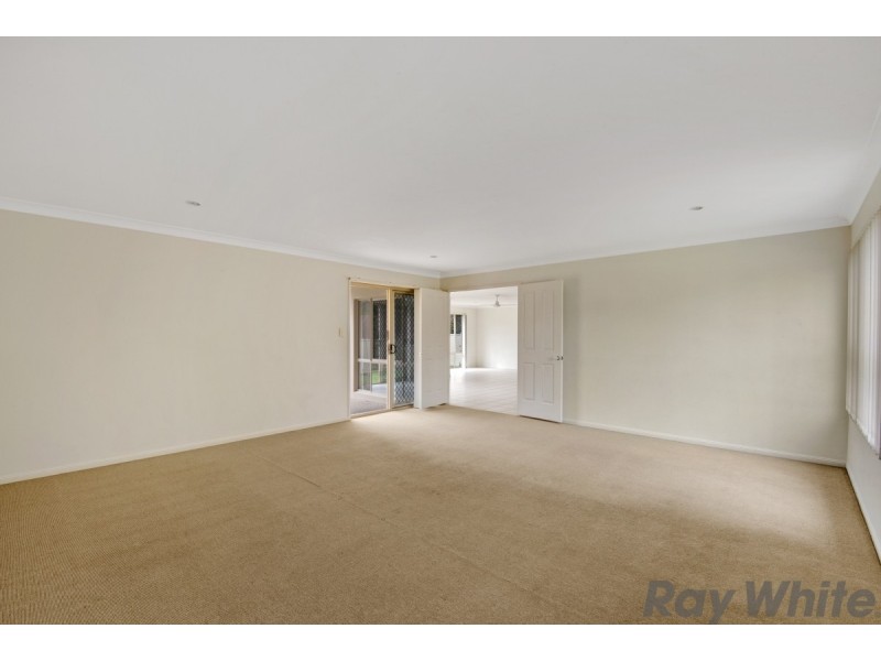 8 Greenway Place, Deception Bay QLD 4508