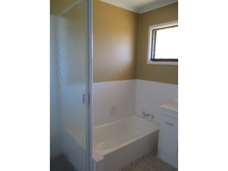 8 Leandi Drive, Deception Bay QLD 4508