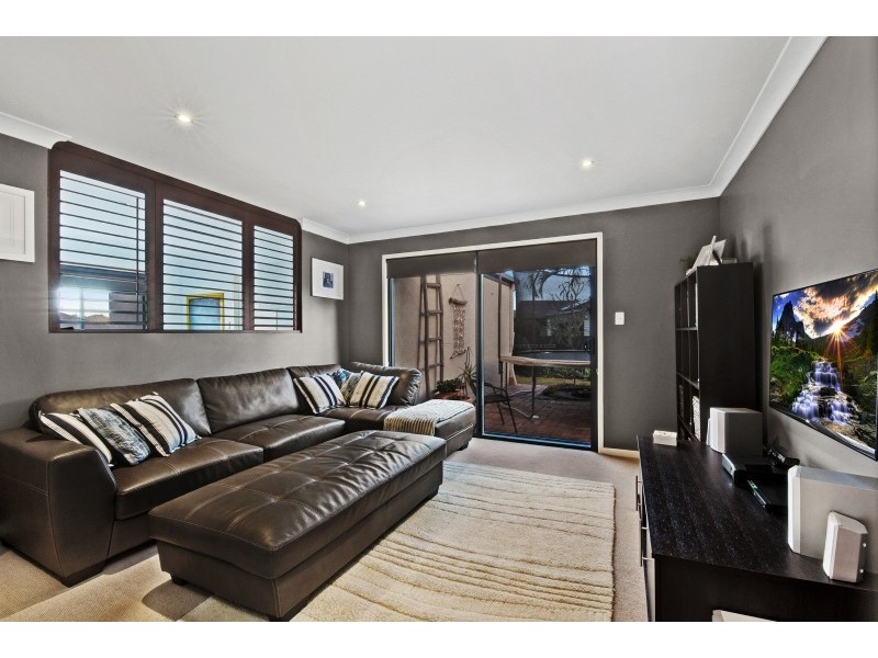 11 Zoe Place, Deception Bay QLD 4508