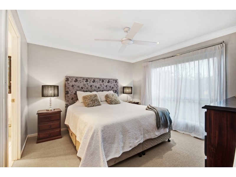 11 Zoe Place, Deception Bay QLD 4508