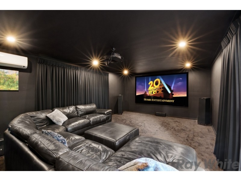 13a Hawthorne Street, Woody Point QLD 4019